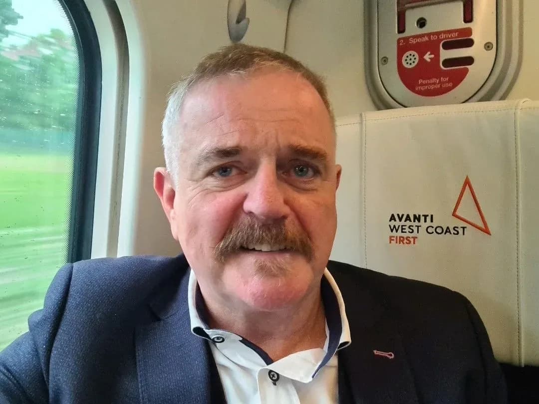 Dr Howard Parkinson