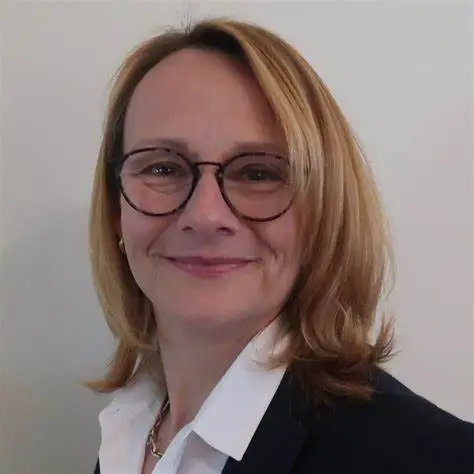 Dr Merike Glass